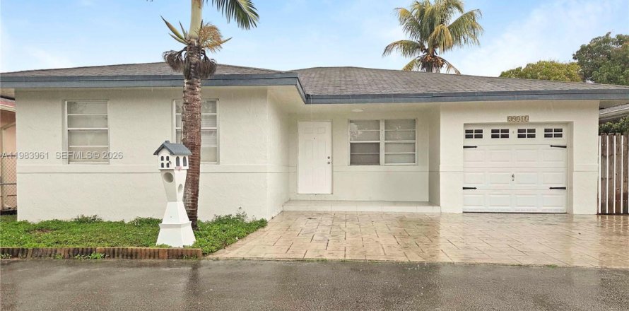 Дом в Хомстед, Флорида 3 спальни, 119.19м2 № 2048549