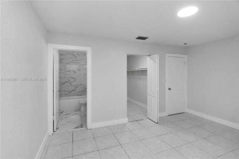 Купить виллу или дом в Хомстед, Флорида 3 спальни, 119.19м2, № 2048549 - фото 9