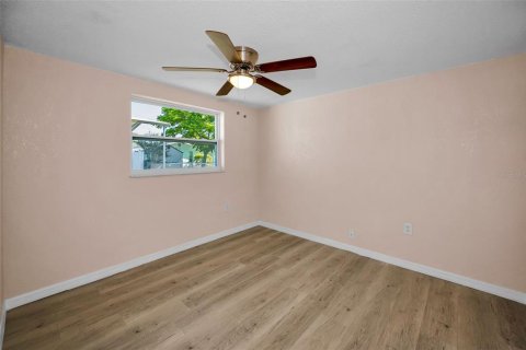 Casa en venta en Port Richey, Florida, 2 dormitorios, 96.25 m2 № 1718527 - foto 22