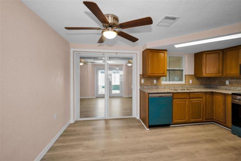 Casa en venta en Port Richey, Florida, 2 dormitorios, 96.25 m2 № 1718527 - foto 7