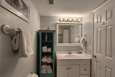 Copropriété à vendre à Indian Shores, Floride: 2 chambres, 103.59 m2 № 1786023 - photo 30