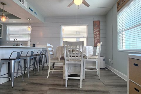 Copropriété à vendre à Indian Shores, Floride: 2 chambres, 103.59 m2 № 1786023 - photo 14