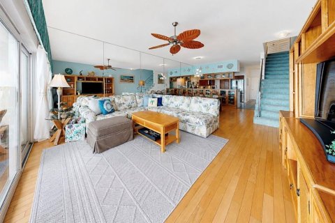 Adosado en venta en Saint Pete Beach, Florida, 4 dormitorios, 211.35 m2 № 2223424 - foto 4