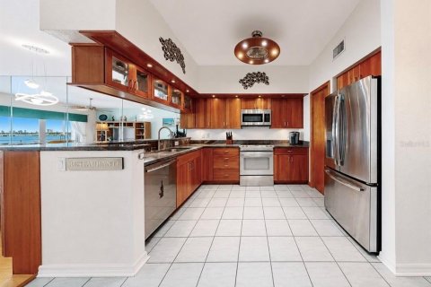 Adosado en venta en Saint Pete Beach, Florida, 4 dormitorios, 211.35 m2 № 2223424 - foto 6