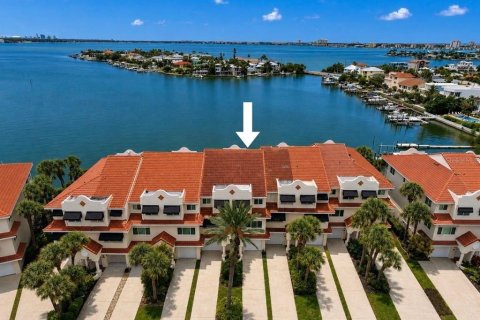 Adosado en venta en Saint Pete Beach, Florida, 4 dormitorios, 211.35 m2 № 2223424 - foto 22