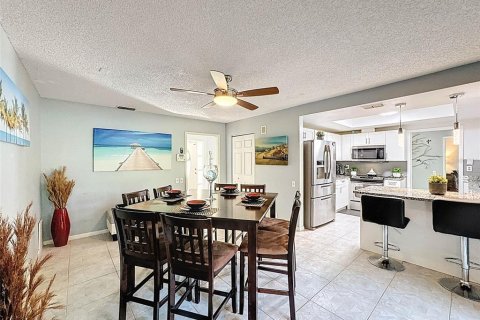 Villa ou maison à vendre à New Port Richey, Floride: 3 chambres, 148.74 m2 № 1718759 - photo 19