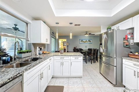 Villa ou maison à vendre à New Port Richey, Floride: 3 chambres, 148.74 m2 № 1718759 - photo 11