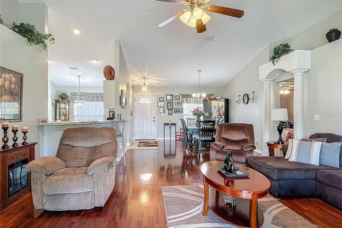 Casa en venta en Deltona, Florida, 3 dormitorios, 152.27 m2 № 1835163 - foto 4