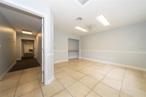 Immobilier commercial à louer à Bradenton, Floride: 169.83 m2 № 2214897 - photo 9