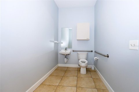Immobilier commercial à louer à Bradenton, Floride: 169.83 m2 № 2214897 - photo 14
