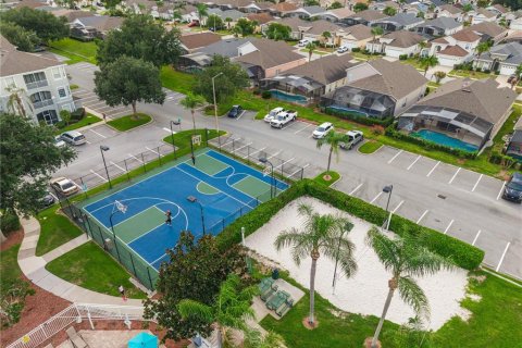 Villa ou maison à vendre à Kissimmee, Floride: 6 chambres, 219.99 m2 № 2234302 - photo 16