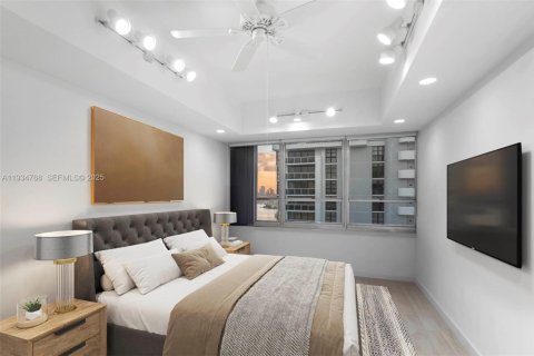 Condominio en venta en Miami Beach, Florida, 2 dormitorios, 114.83 m2 № 1993235 - foto 14