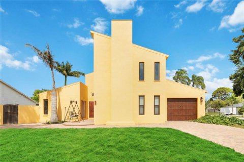 Casa en venta en Sarasota, Florida, 3 dormitorios, 164.81 m2 № 1250264 - foto 2