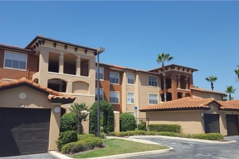 Condo in Orlando, Florida, 2 bedrooms № 2151351 - photo 3