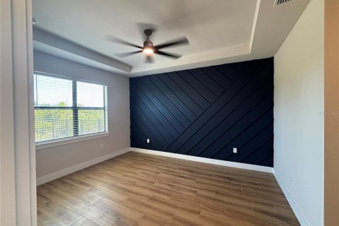 House in Port Charlotte, Florida 4 bedrooms, 187.57 sq.m. № 2277519 - photo 5