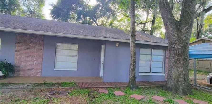 Appartement à Seffner, Floride 2 chambres, 159.42 m2 № 1914939