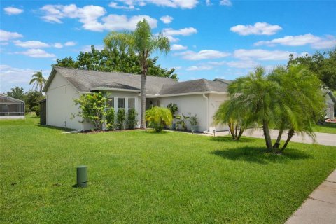 Casa en venta en Orlando, Florida, 3 dormitorios, 117.61 m2 № 1900003 - foto 2
