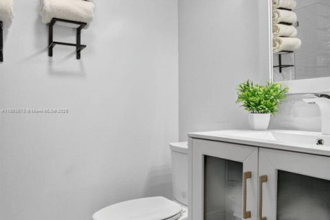 Condo in Boca Raton, Florida, 2 bedrooms  № 1871973 - photo 14