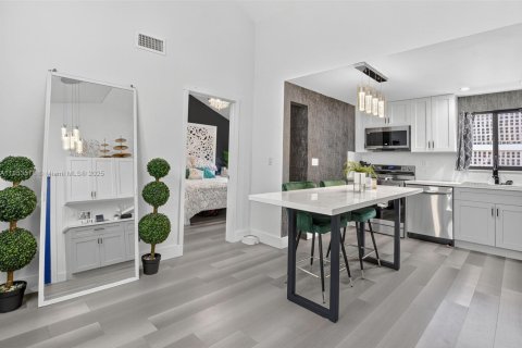 Condo in Boca Raton, Florida, 2 bedrooms  № 1871973 - photo 3