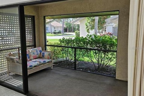 House in Sarasota, Florida 2 bedrooms, 114.83 sq.m. № 2378983 - photo 11