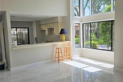 House in Sarasota, Florida 2 bedrooms, 114.83 sq.m. № 2378983 - photo 3