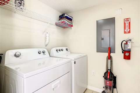 Adosado en venta en Kissimmee, Florida, 3 dormitorios, 118.64 m2 № 1878135 - foto 30