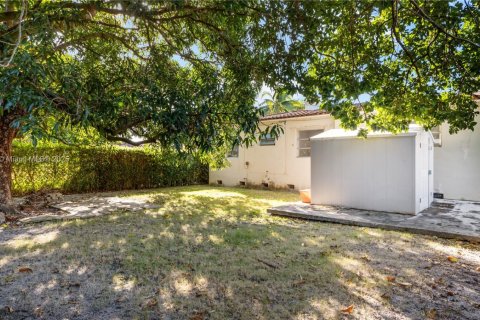 House in Miami, Florida 3 bedrooms, 116.03 sq.m. № 1949710 - photo 22