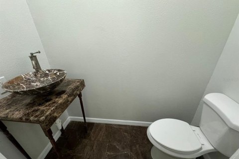 House in Saint Petersburg, Florida 3 bedrooms, 158.4 sq.m. № 1832975 - photo 15