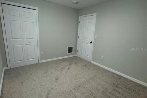 House in Saint Petersburg, Florida 3 bedrooms, 158.4 sq.m. № 1832975 - photo 11