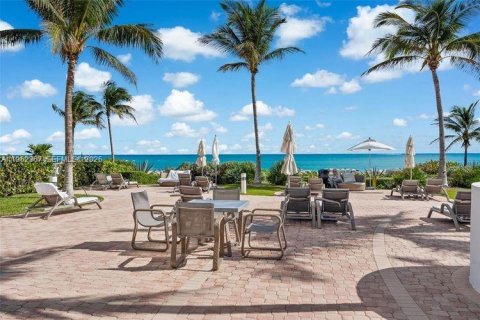 Copropriété à vendre à Sunny Isles Beach, Floride: 2 chambres, 146.51 m2 № 2024269 - photo 19