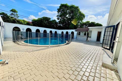 Casa en venta en Hollywood, Florida, 4 dormitorios, 246.01 m2 № 1779639 - foto 24