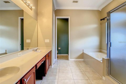House in Orlando, Florida 4 bedrooms, 275.27 sq.m. № 1592012 - photo 9