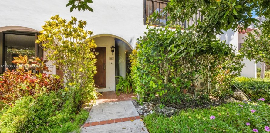 Condo à Key Biscayne, Floride, 2 chambres  № 1897517