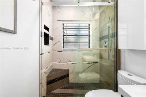 Townhouse in Hollywood, Florida 3 bedrooms, 185.34 sq.m. № 2086393 - photo 23