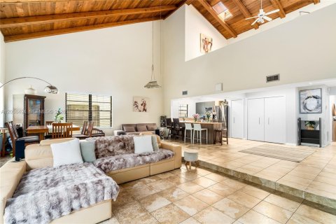 Townhouse in Hollywood, Florida 3 bedrooms, 185.34 sq.m. № 2086393 - photo 7