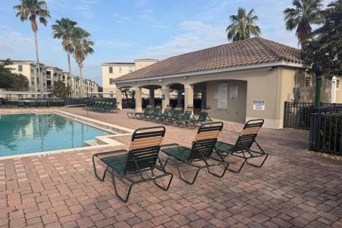 Condominio en venta en Kissimmee, Florida, 3 dormitorios, 133.13 m2 № 2166564 - foto 15