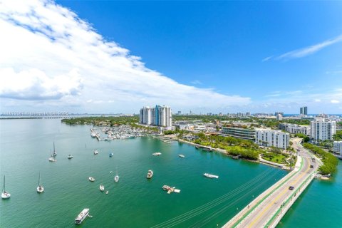 Copropriété à vendre à Miami Beach, Floride: 2 chambres, 135.92 m2 № 1924188 - photo 30