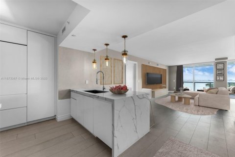 Copropriété à vendre à Miami Beach, Floride: 2 chambres, 135.92 m2 № 1924188 - photo 7