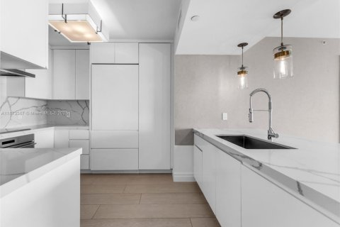 Copropriété à vendre à Miami Beach, Floride: 2 chambres, 135.92 m2 № 1924188 - photo 10