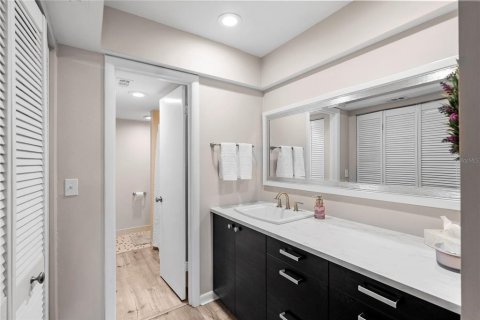 Condominio en venta en Seminole, Florida, 2 dormitorios, 99.87 m2 № 1688488 - foto 20