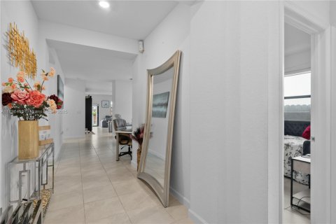 Купить виллу или дом в Майами, Флорида 4 спальни, 176.89м2, № 1737747 - фото 13