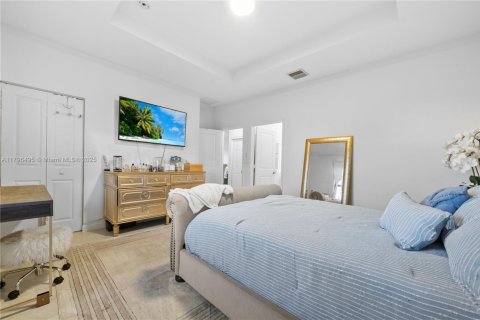 Купить виллу или дом в Майами, Флорида 4 спальни, 176.89м2, № 1737747 - фото 16
