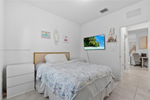 Купить виллу или дом в Майами, Флорида 4 спальни, 176.89м2, № 1737747 - фото 26