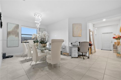 Купить виллу или дом в Майами, Флорида 4 спальни, 176.89м2, № 1737747 - фото 9