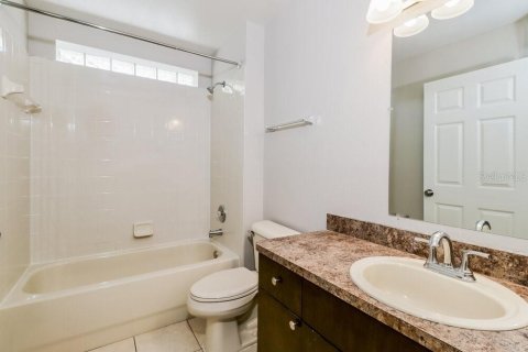 Villa ou maison à louer à Lutz, Floride: 4 chambres, 122.82 m2 № 2380865 - photo 14