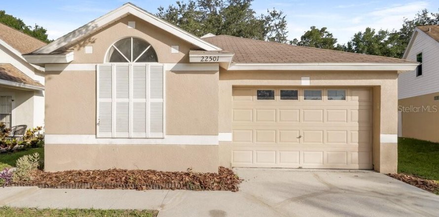 Villa ou maison à Lutz, Floride 4 chambres, 122.82 m2 № 2380865