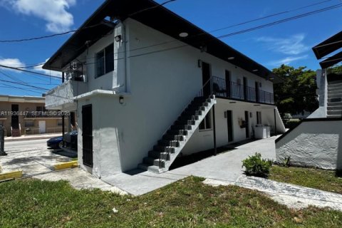 House in Miami, Florida 1 bedroom, 60.01 sq.m. № 1994425 - photo 9