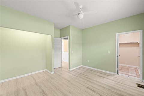 House in Bradenton, Florida 2 bedrooms, 215.07 sq.m. № 1798111 - photo 24
