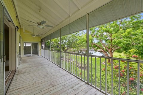 House in Bradenton, Florida 2 bedrooms, 215.07 sq.m. № 1798111 - photo 28
