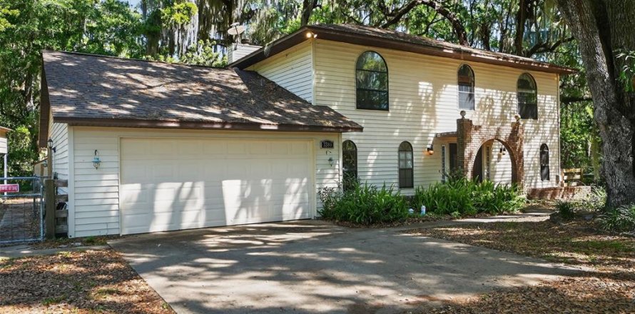 Villa ou maison à Mims, Floride 4 chambres, 239.13 m2 № 2106126